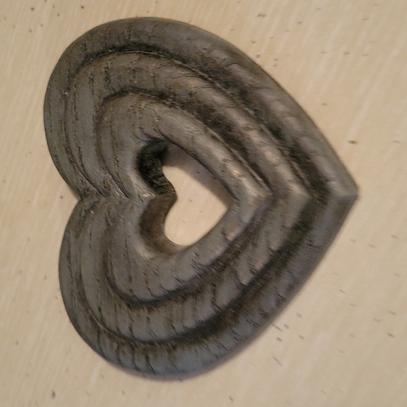 Heart craft adornments - Picture 2 of 4